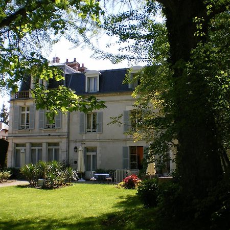 Hotel Les Marechaux Auxerre Dış mekan fotoğraf
