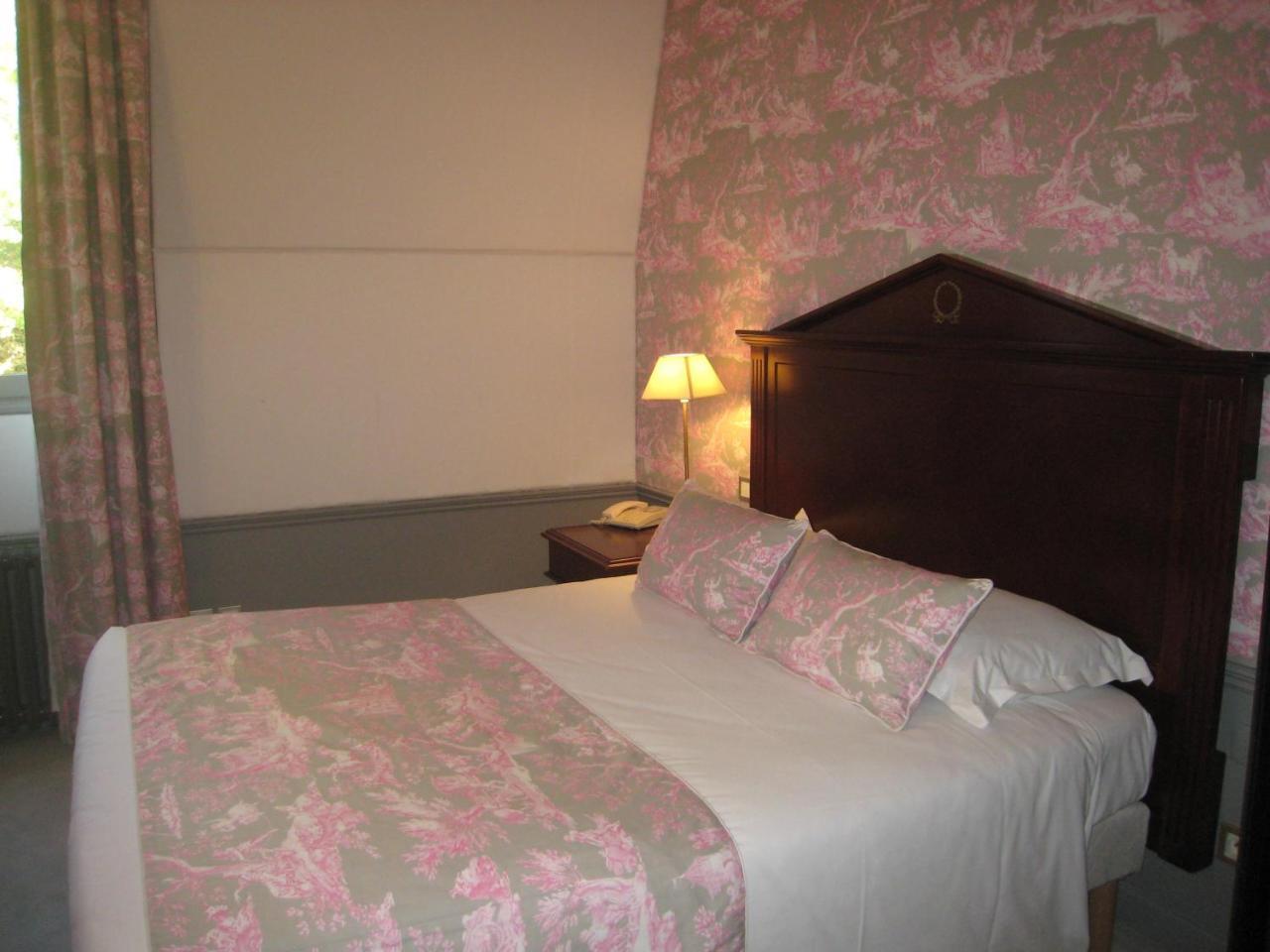 Hotel Les Marechaux Auxerre Dış mekan fotoğraf